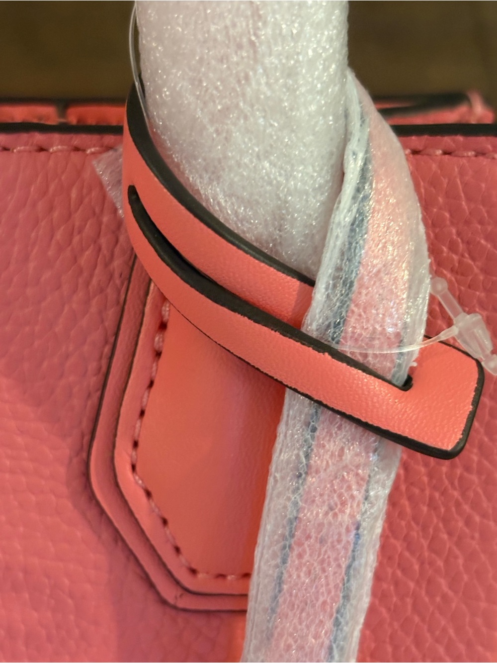 Michael Kors Grapefruit Mini Mercer - Picture 3 of 6